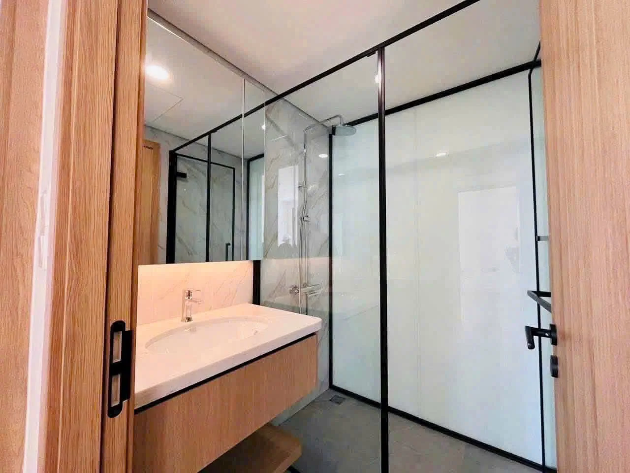 Ảnh thực tế · phòng tắm căn hộ